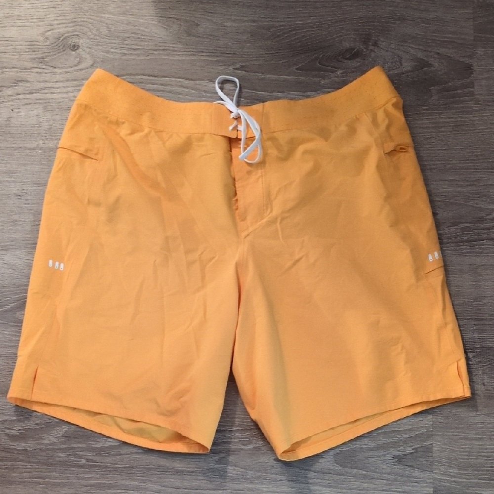 Lululemon Current State Board Short 9" Mango Dream Size 36
